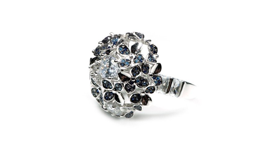 Пръстен с разноцветни циркони